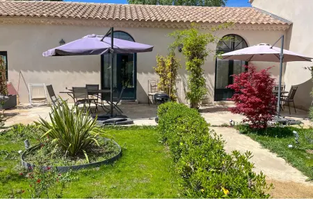 Gîte campagne proche Alpilles, Maison 6 personnes à Eyragues : photo 11