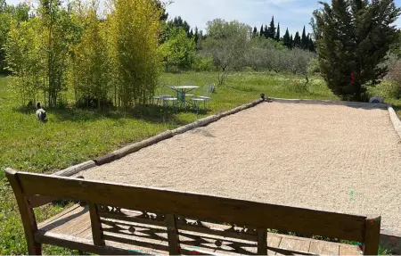 Gîte campagne proche Alpilles, Maison 4 personnes à Eyragues : photo 12