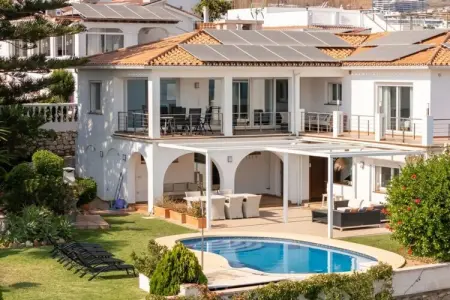 811501, Maison de vacances avec 1 chambre : photo 2