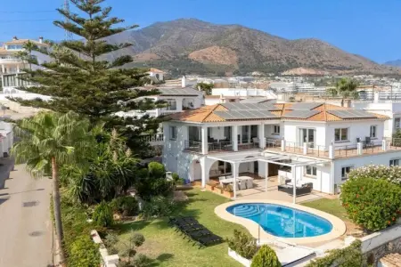 811501, Maison de vacances avec 1 chambre : photo 8