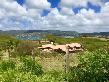 Maison avec piscine privée à Sainte-Anne, Maison 2 personnes à Sainte Anne : photo 21