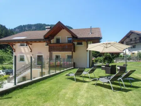 Location appartement de vacances à Santa Cristina