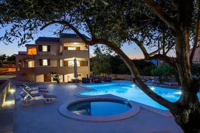 Location maison de vacances à Razanac