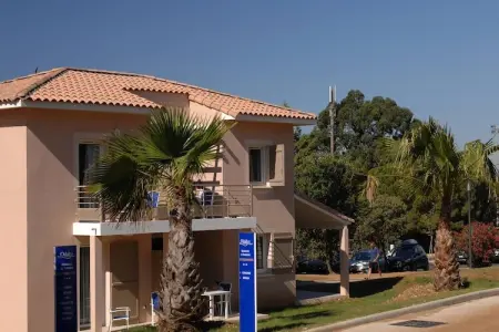 Location appartement de vacances à La Londe les Maures