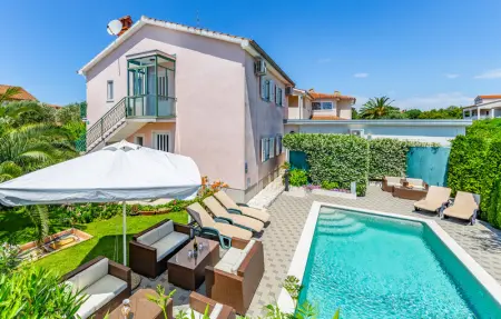Location maison de vacances à Stinjan