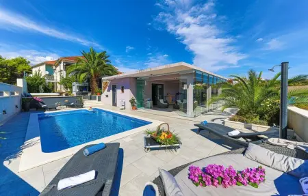 Location maison de vacances à Okrug Donji
