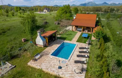 Location maison de vacances à Lovinac
