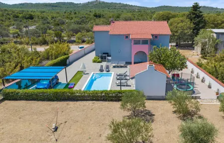 Location maison de vacances à Dubrava kod Tisna