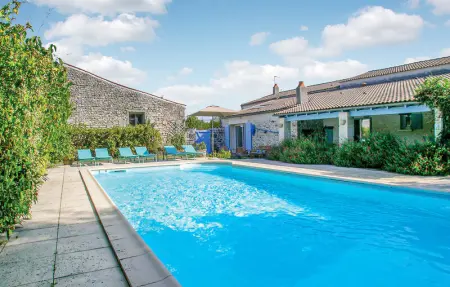 Location maison de vacances à Romegoux