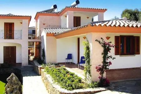 Location appartement de vacances à Tanaunella   Budoni (SS)