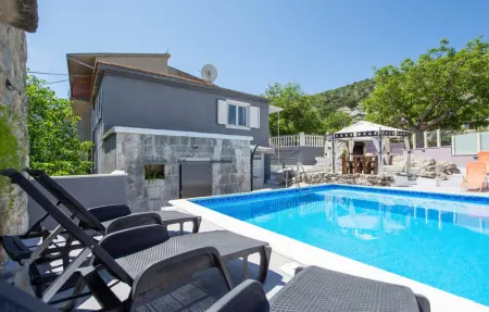 Location maison de vacances à Srinjine