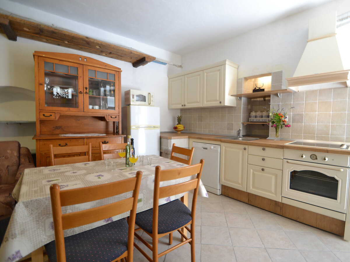 Maison Kala à 80 m de la mer, Sv. Filip i Jakov - Photo 9
