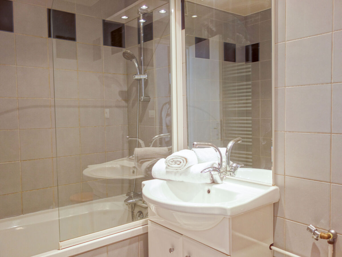 Apt 2 pièces 38 m² – Vue lac à 300 m des pistes - Photo 11