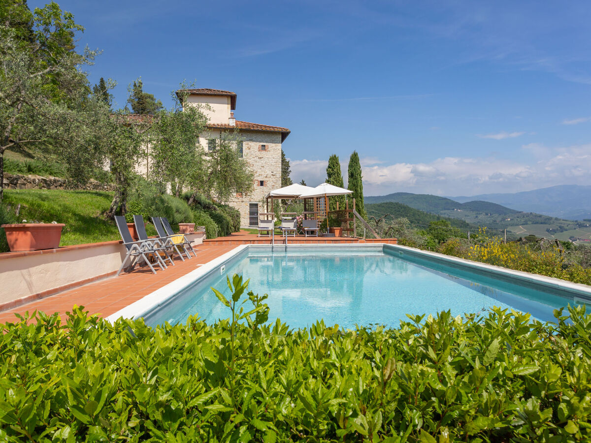 Villa Monteloro – domaine du XIIe siècle à 12 km de Florence - Photo 1