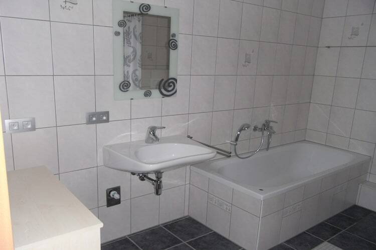 Maison Anita : sauna et bain à remous à Burg Reuland - Photo 18