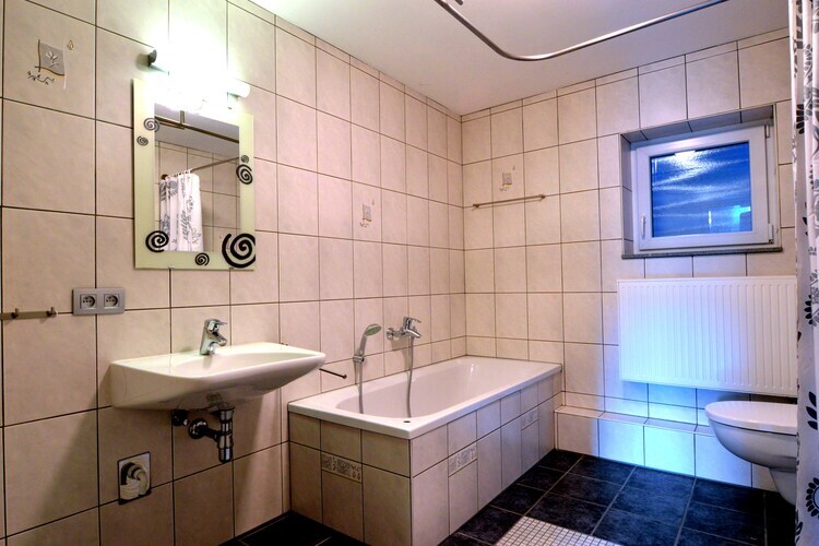 Maison Anita : sauna et bain à remous à Burg Reuland - Photo 19