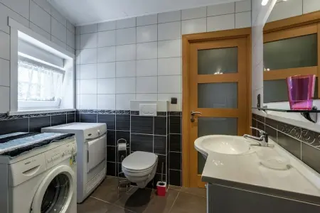 Gîte Fontaine de la Lys – 8 personnes au Bizet : photo 22