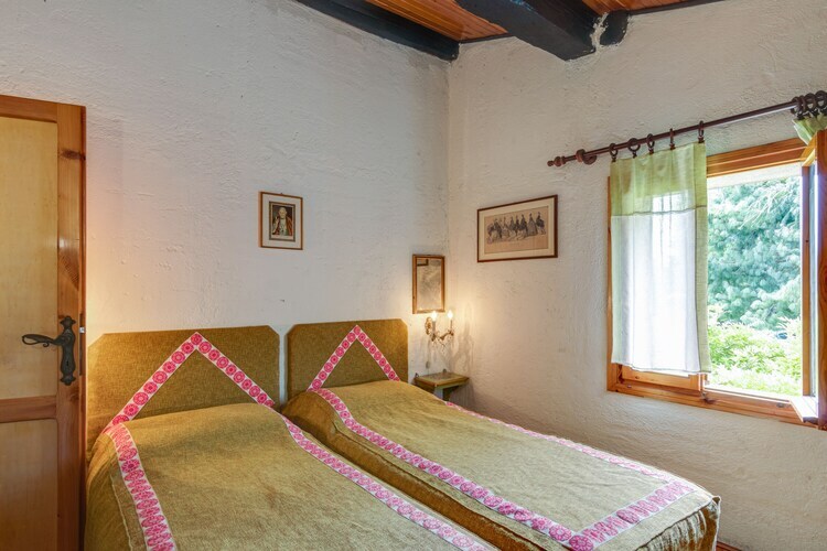 Casa Gherla Uno – Gîte 10 pers., jardin 1600 m² - Photo 10