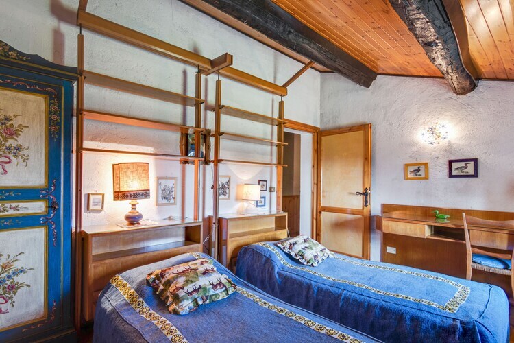 Casa Gherla Uno – Gîte 10 pers., jardin 1600 m² - Photo 18