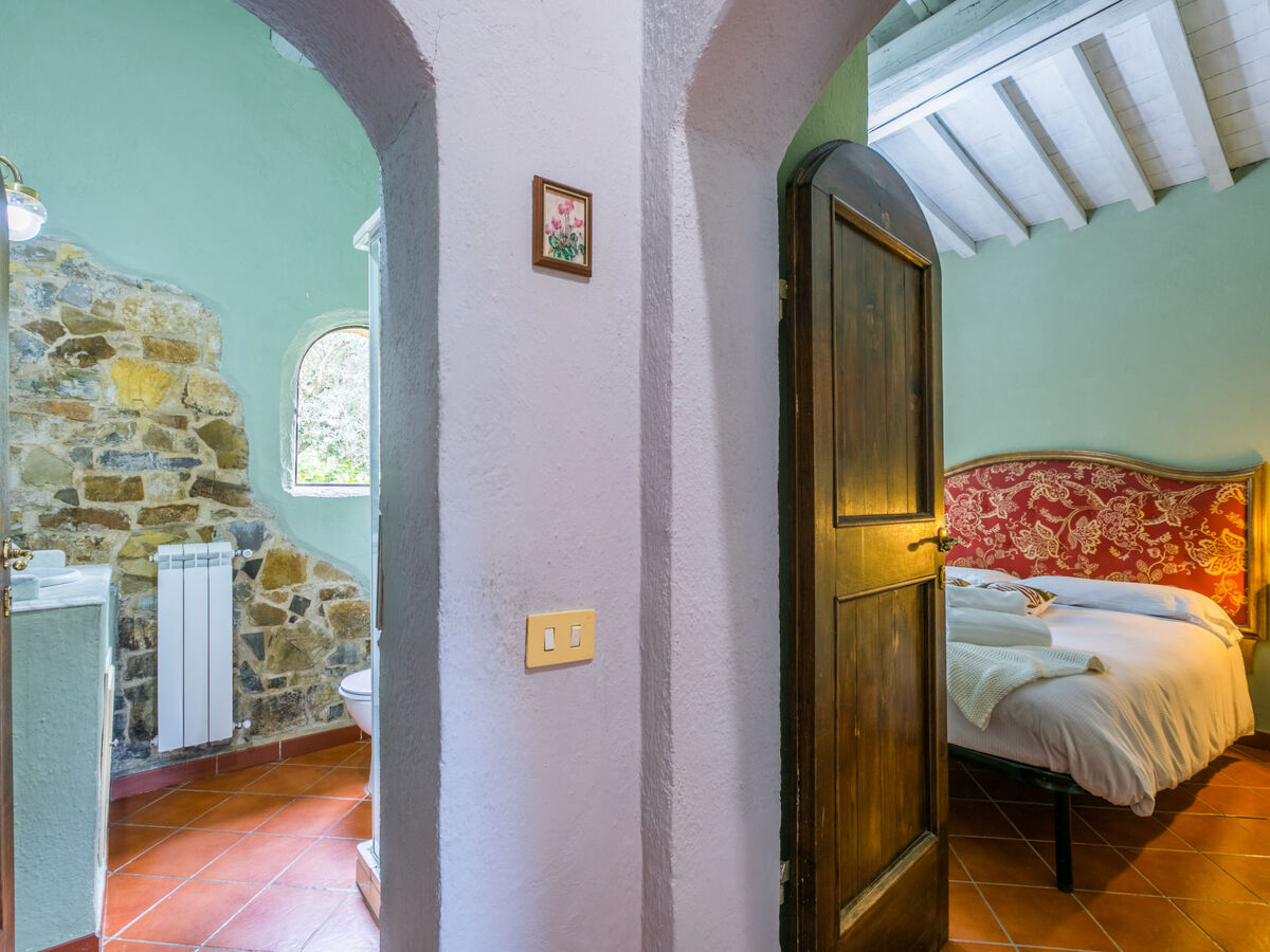 Gîte rural Badia a Passignano, vue abbaye - Photo 17