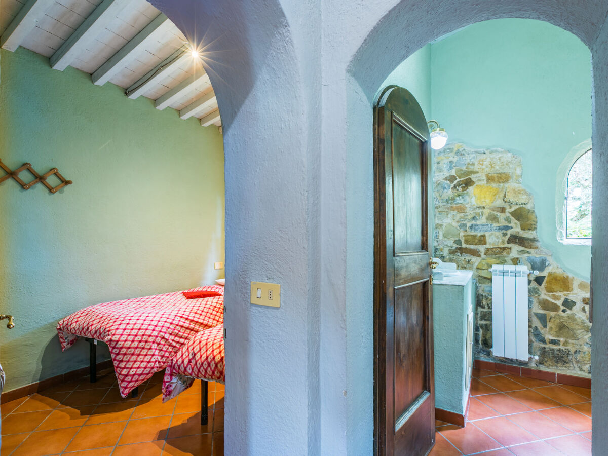 Gîte rural Badia a Passignano, vue abbaye - Photo 22
