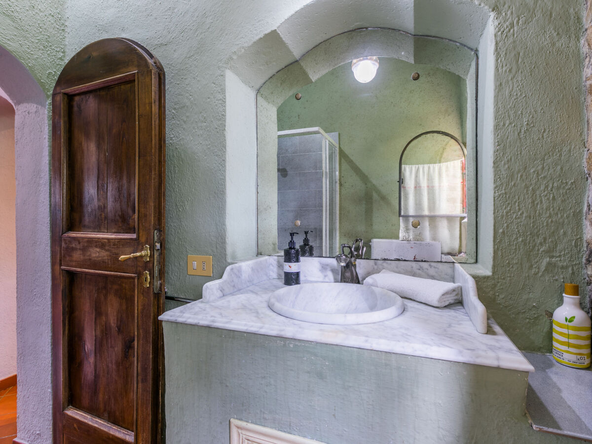 Gîte rural Badia a Passignano, vue abbaye - Photo 24