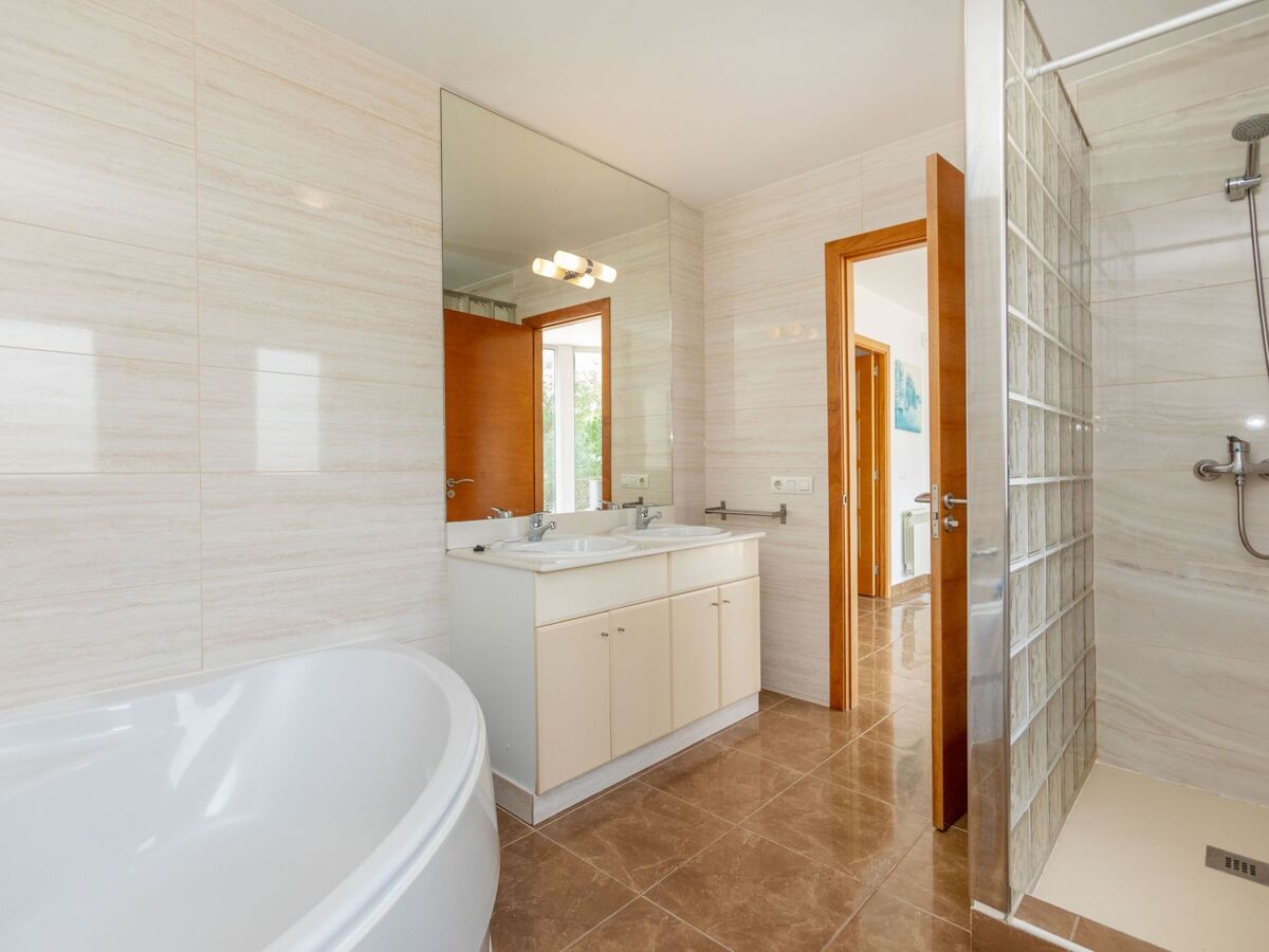Villa Gaudí - 6 chambres, piscine privée à Lloret de Mar - Photo 31