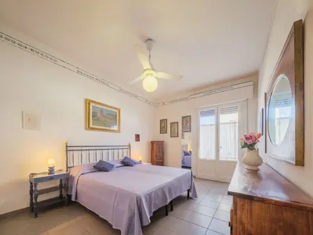 Appartement à Viareggio, balcon et vue sur le jardin : photo 3