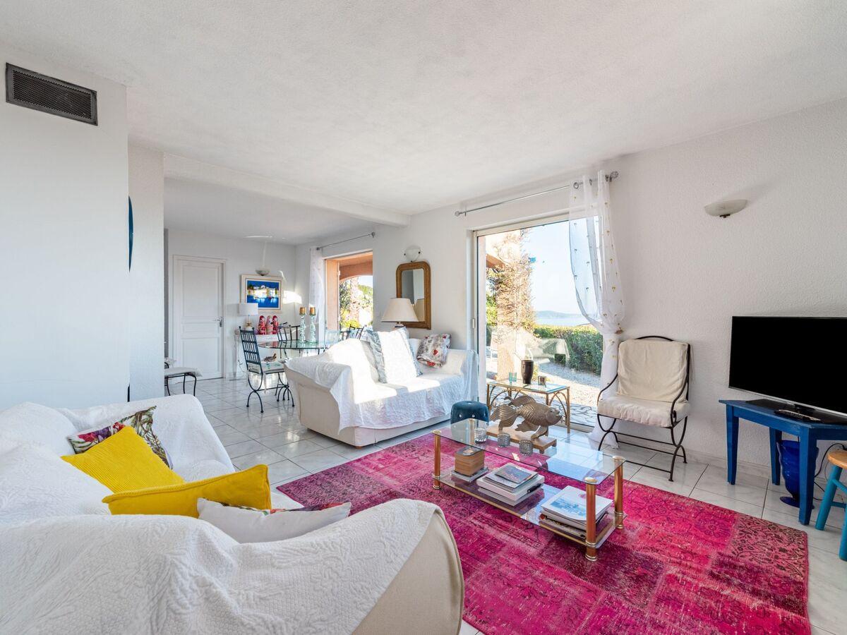 Maison Yalou à Cavalaire, piscine et vue mer - Photo 6