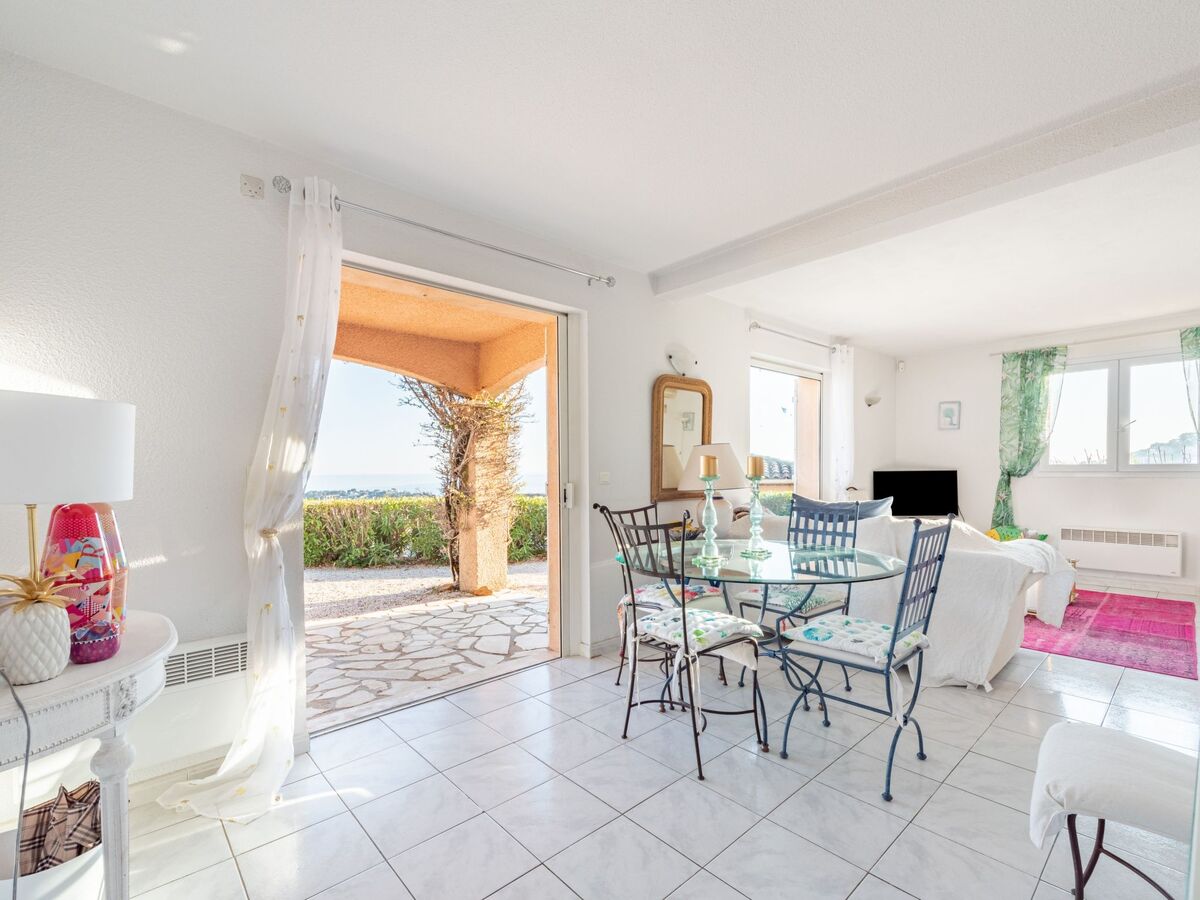 Maison Yalou à Cavalaire, piscine et vue mer - Photo 8