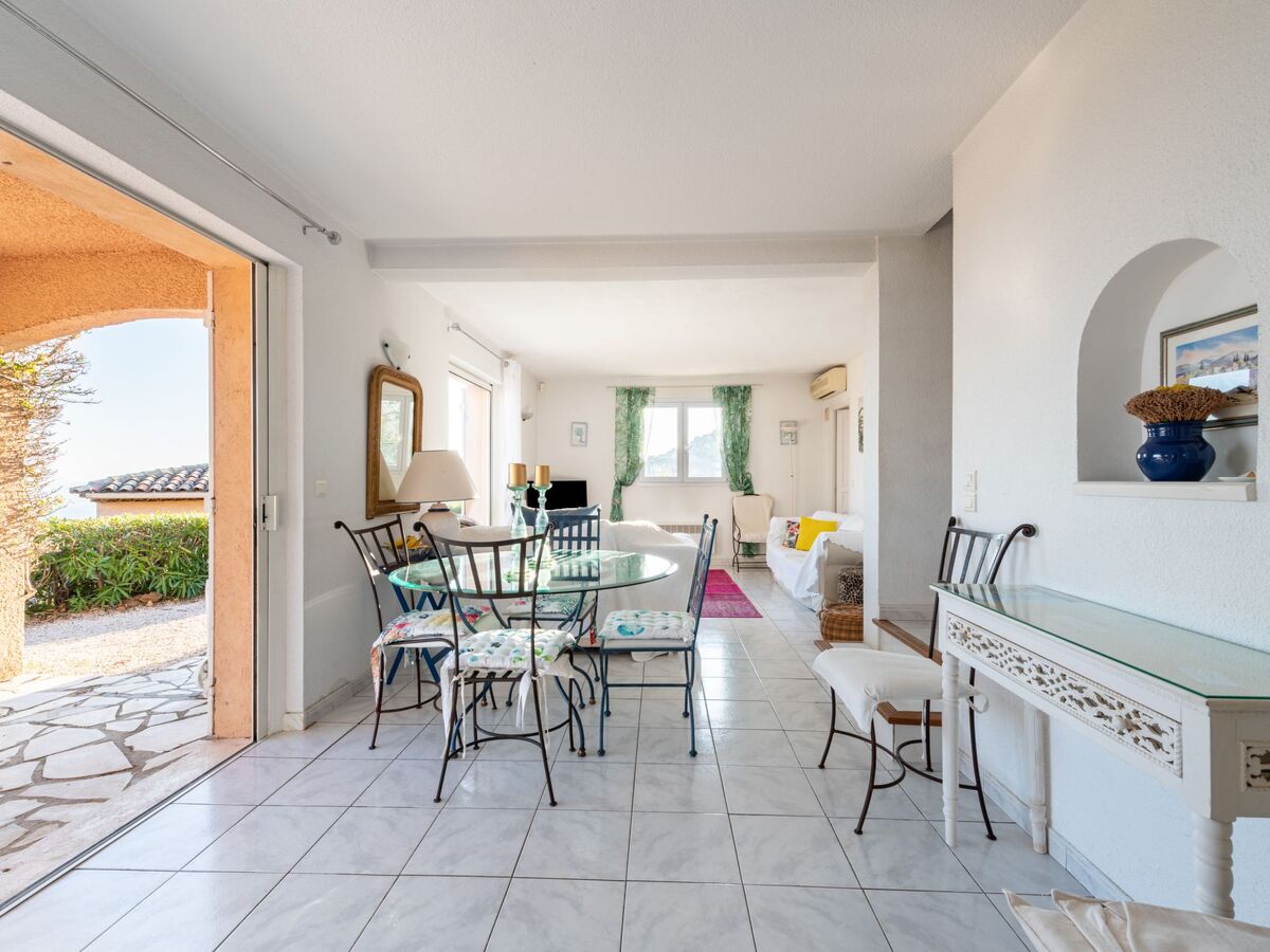 Maison Yalou à Cavalaire, piscine et vue mer - Photo 9