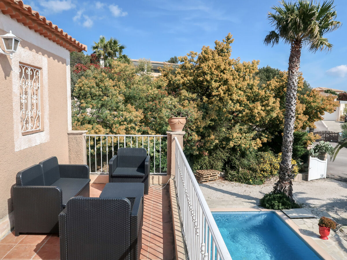 Maison Yalou à Cavalaire, piscine et vue mer - Photo 15