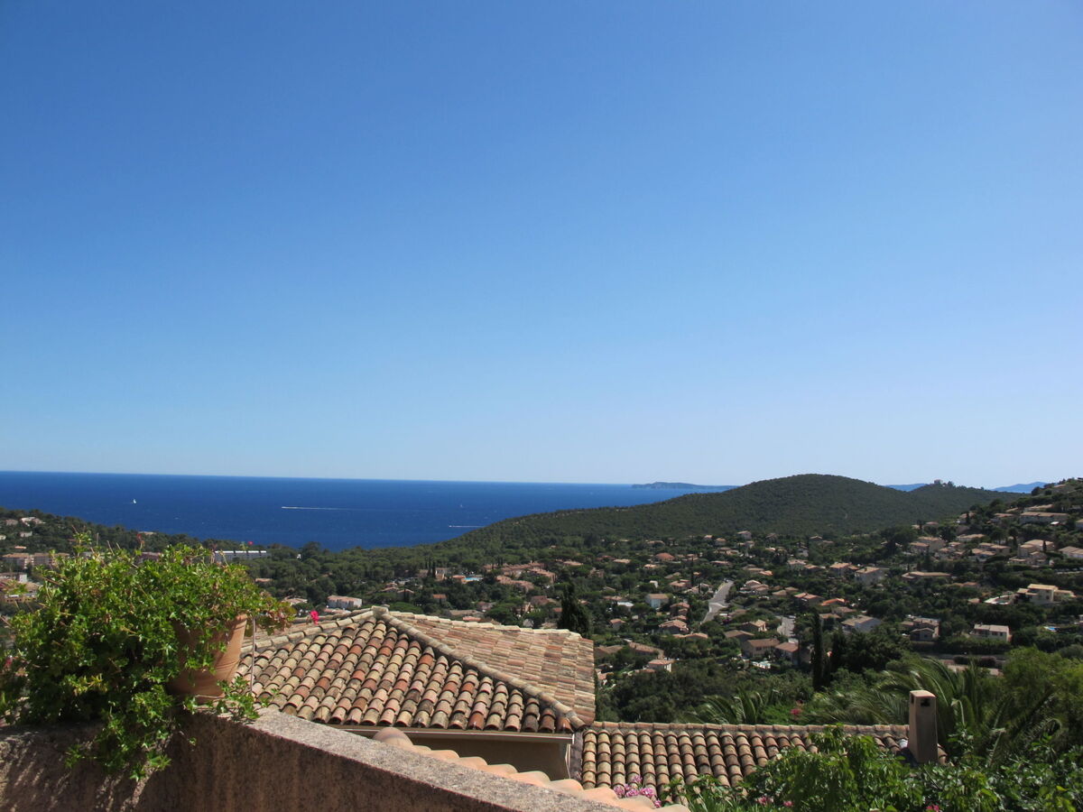 Maison Yalou à Cavalaire, piscine et vue mer - Photo 29