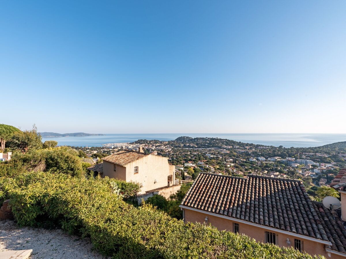 Maison Yalou à Cavalaire, piscine et vue mer - Photo 31