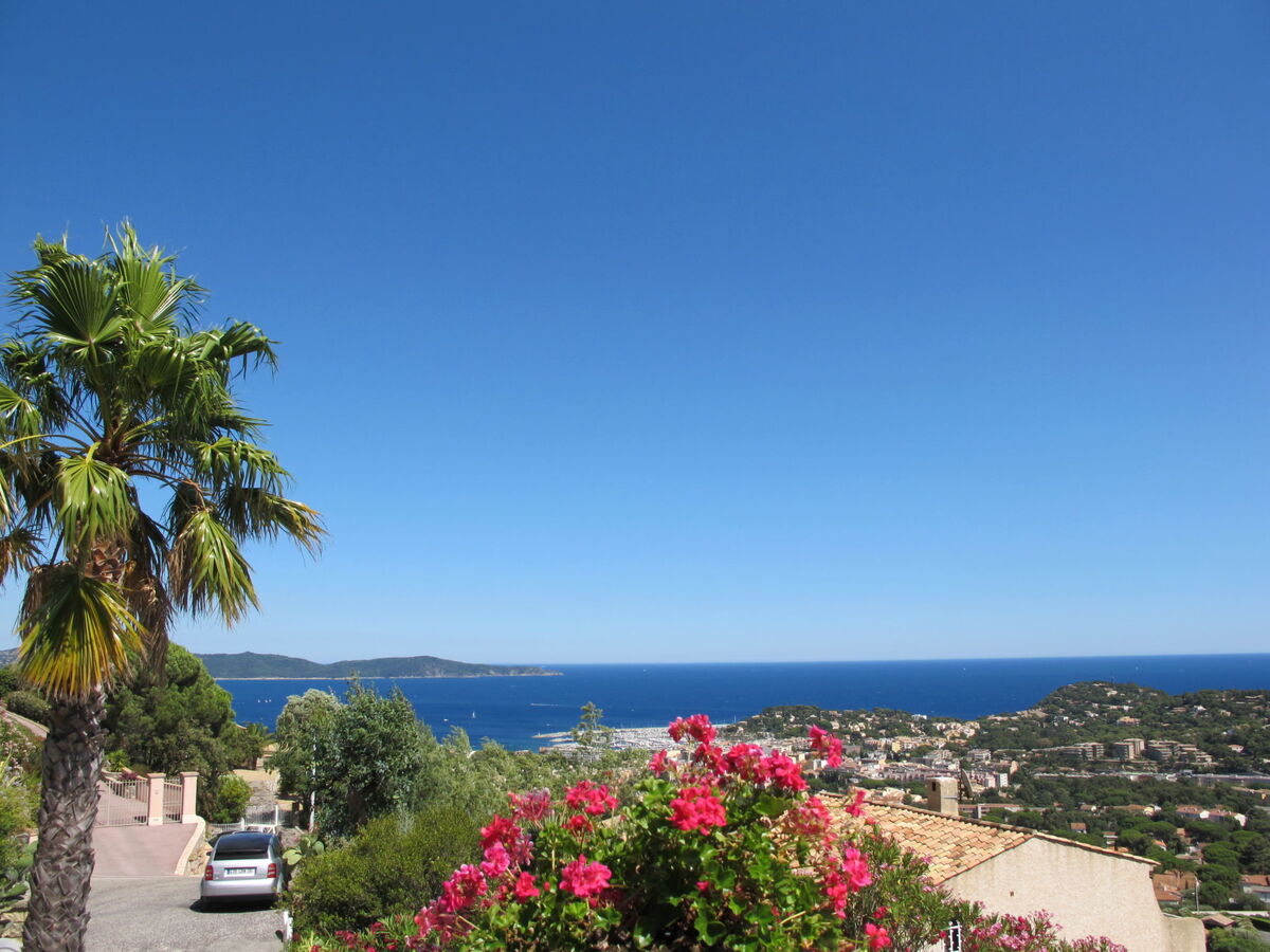 Maison Yalou à Cavalaire, piscine et vue mer - Photo 33