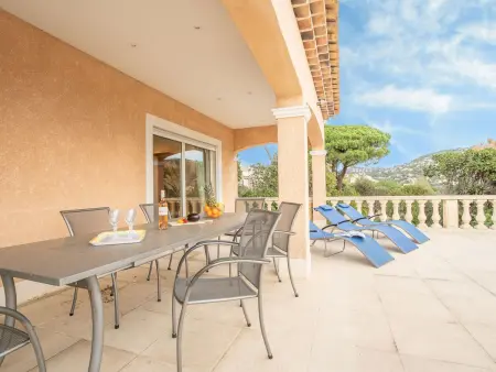 La Pinède – Maison 230m² avec piscine aux Issambres : photo 29