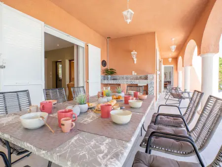 Villa Cacharel à Sainte-Maxime avec piscine et vue sur la mer : photo 52