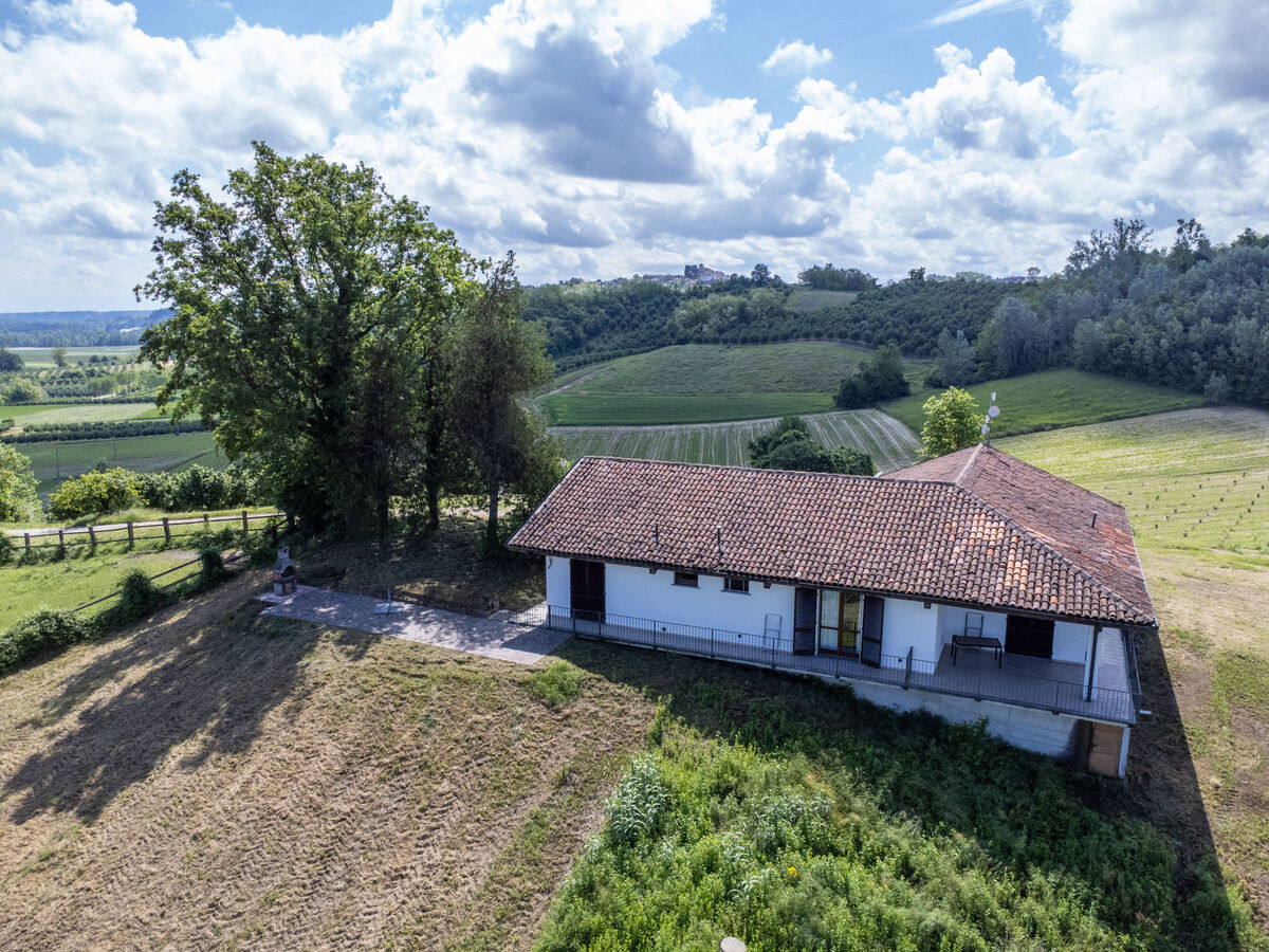 Gîte Elena à Asti, 3 chambres avec terrasse et piscine - Photo 6