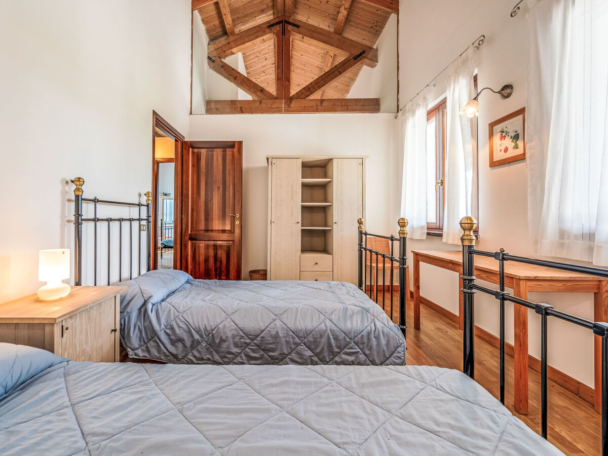 Gîte Elena à Asti, 3 chambres avec terrasse et piscine - Photo 21