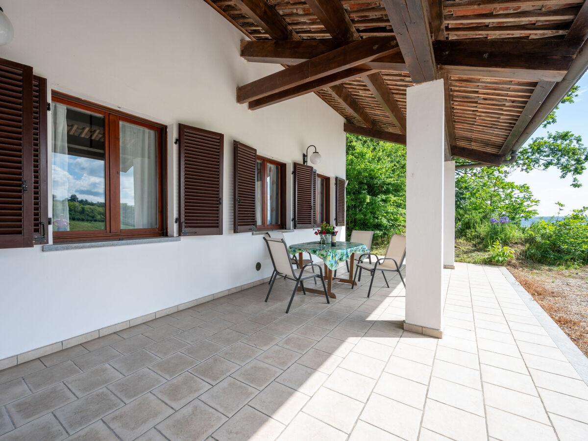 Gîte Elena à Asti, 3 chambres avec terrasse et piscine - Photo 24