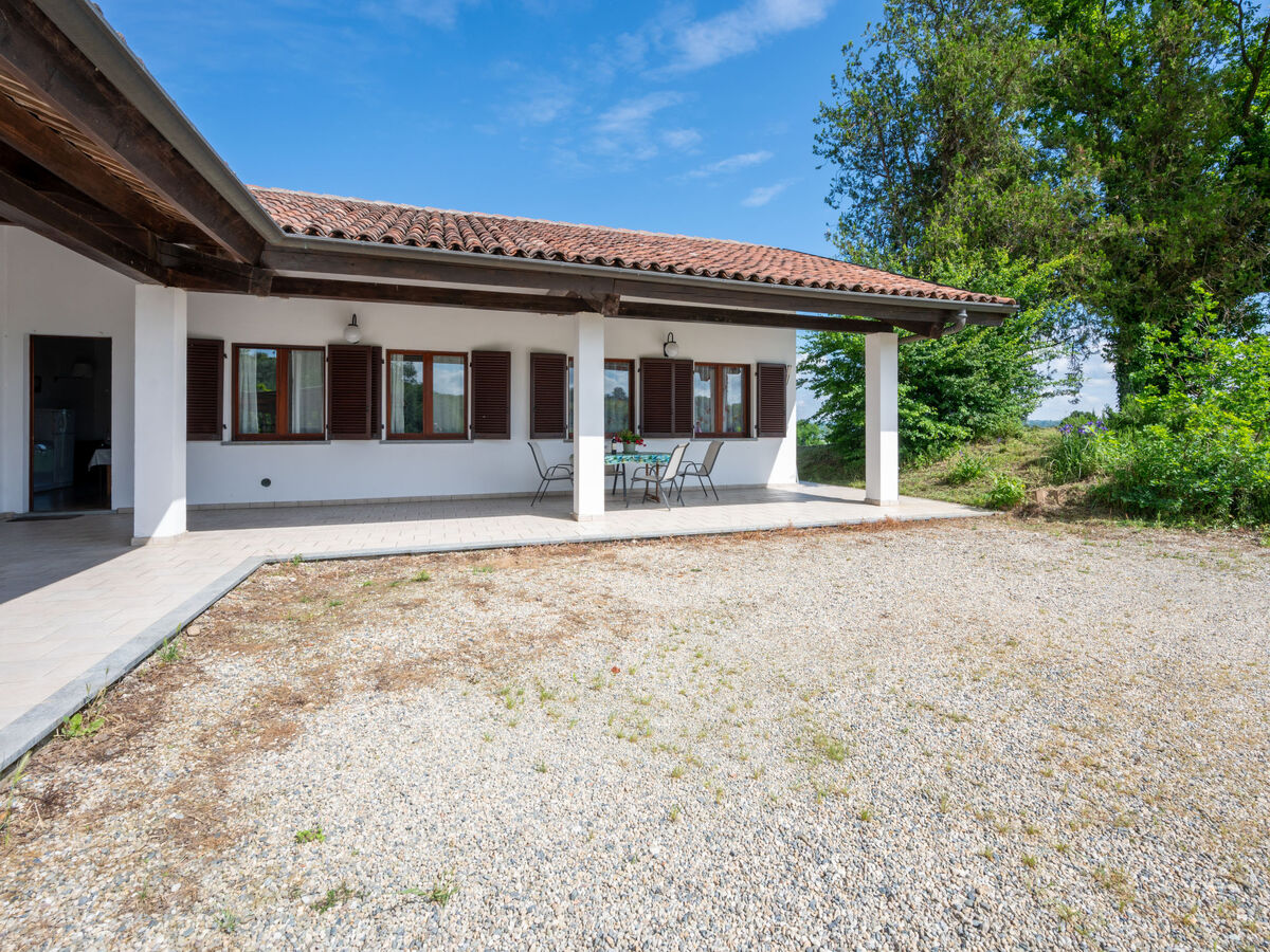Gîte Elena à Asti, 3 chambres avec terrasse et piscine - Photo 28