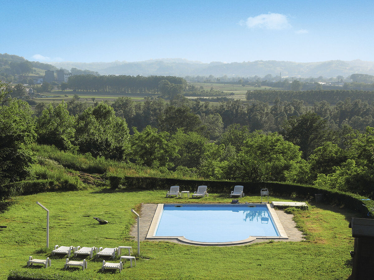 Gîte Elena à Asti, 3 chambres avec terrasse et piscine - Photo 34