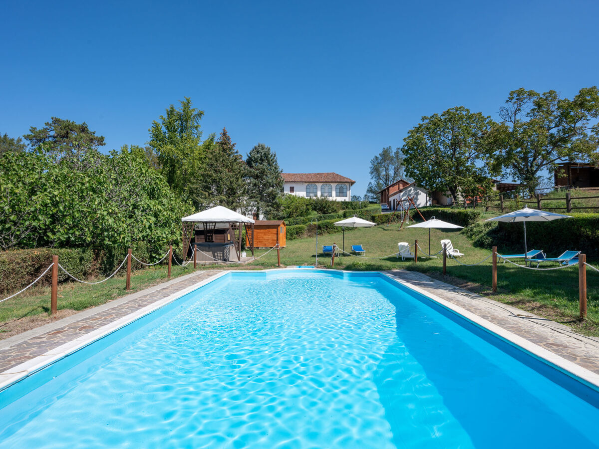 Gîte Elena à Asti, 3 chambres avec terrasse et piscine - Photo 35
