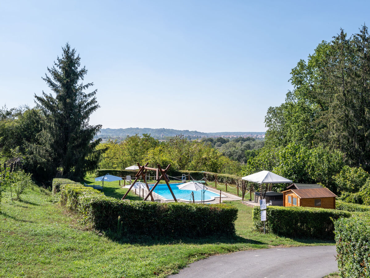 Gîte Elena à Asti, 3 chambres avec terrasse et piscine - Photo 36