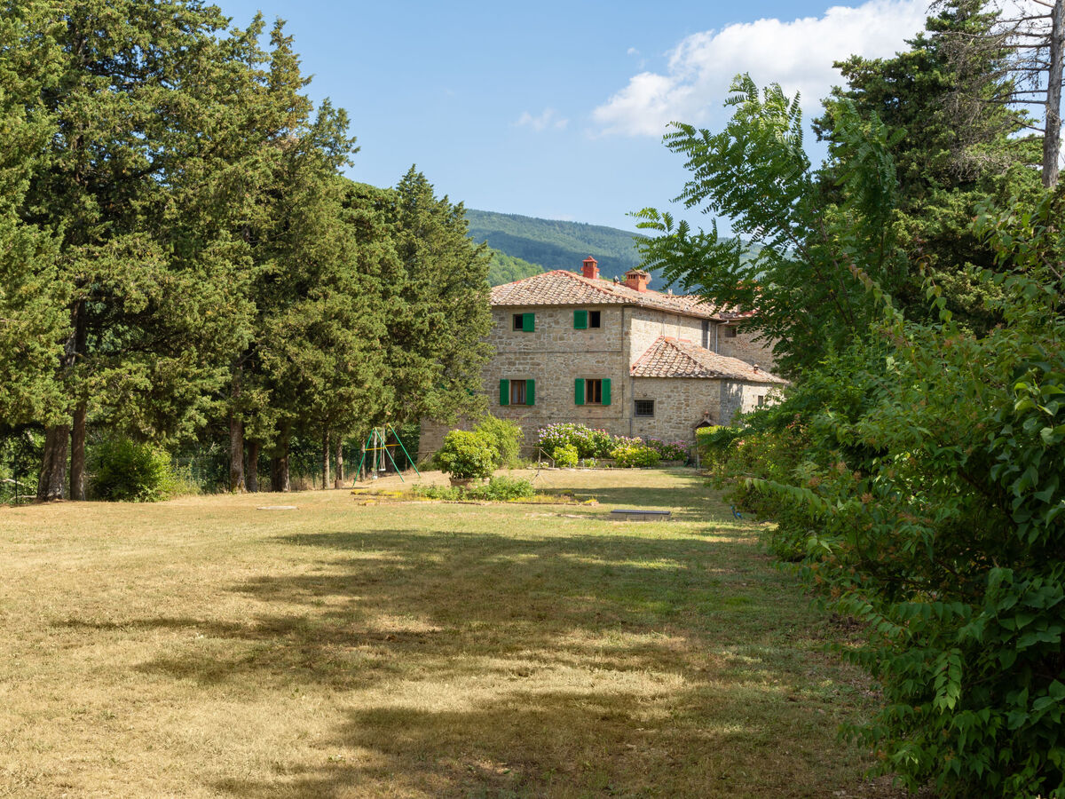 Villa San Leolino, 10 chambres avec piscine à Rufina - Photo 1
