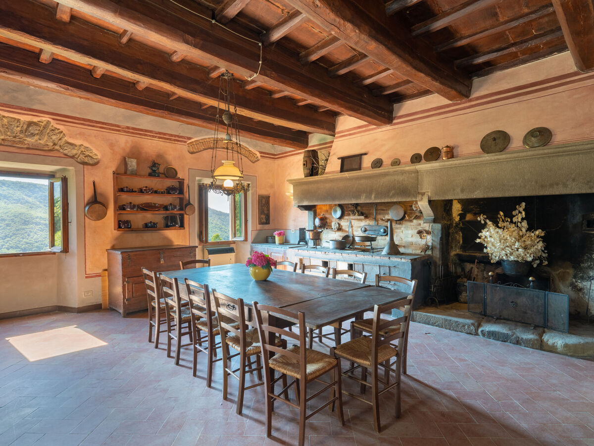 Villa San Leolino, 10 chambres avec piscine à Rufina - Photo 4