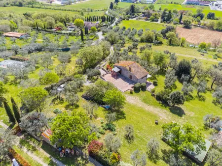 Maison Il Fienile à Casole d'Elsa, vignobles et piscine : photo 47