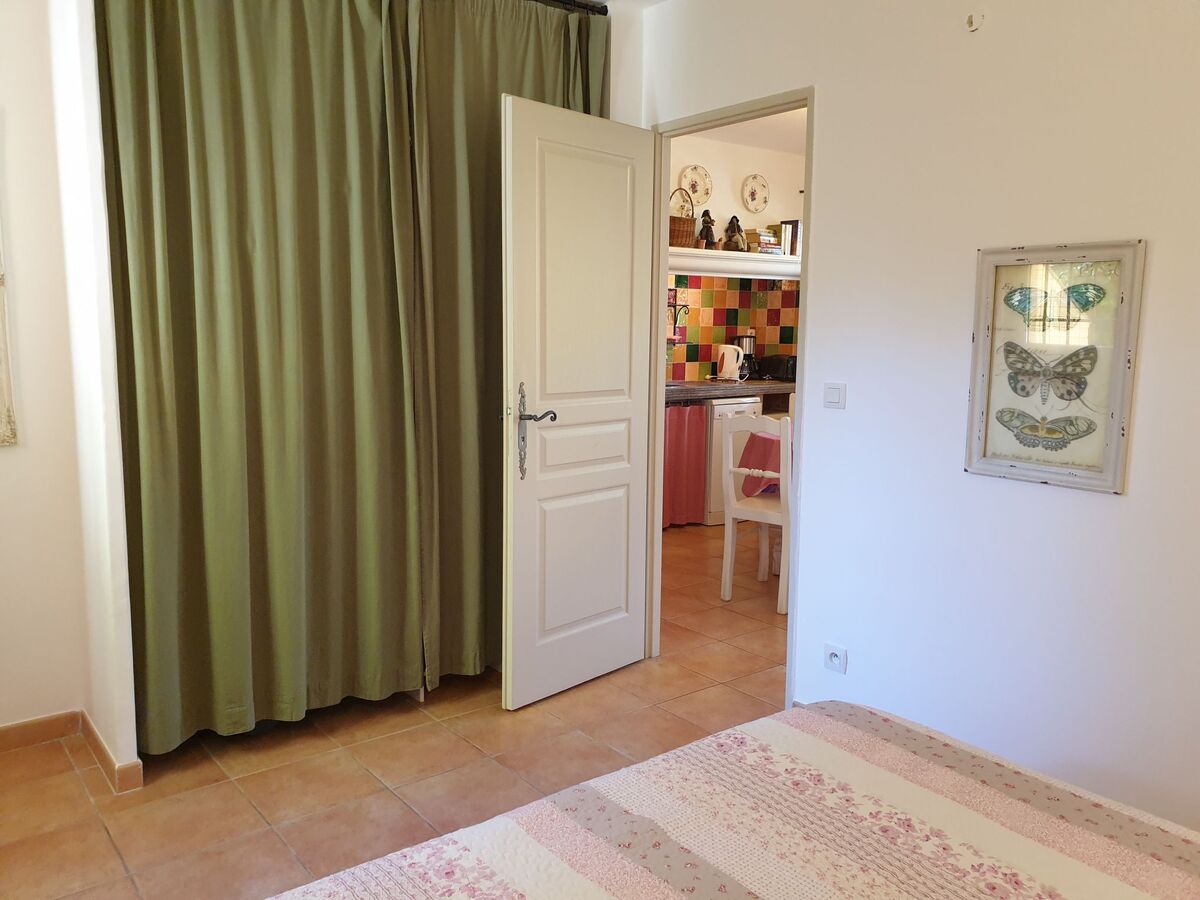 T2 Calvi 30m² avec piscine et accès plage - Photo 9