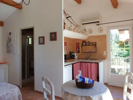 Studio 2 pers. 23-25 m² à Calvi, balcon & piscine : photo 11