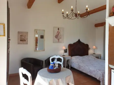 Studio 2 pers. 23-25 m² à Calvi, balcon & piscine : photo 14